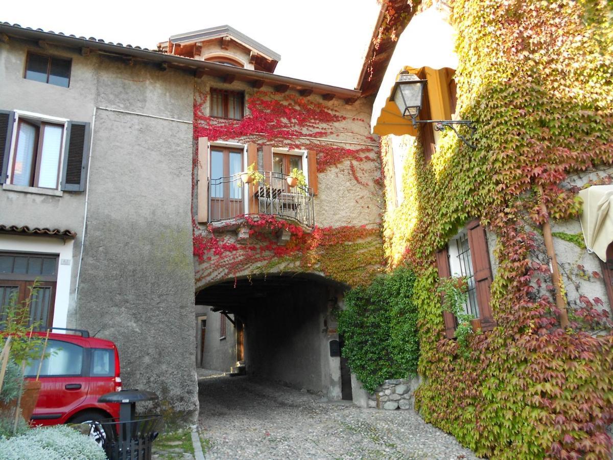 The House On The Bridge- La Casa Sul Ponte Дом отдыха *